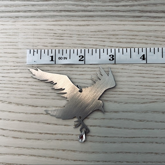 Silver Metal Raven Statement Necklace with Swarovski Crystal - Picture 4 of 4